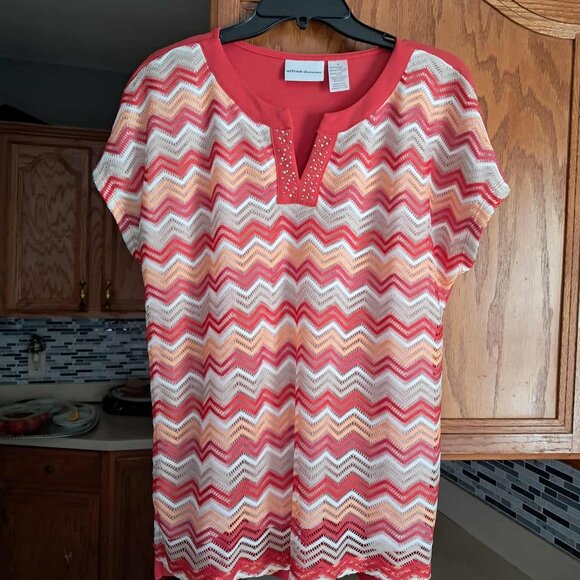 womens top size m - Picture 1 of 7